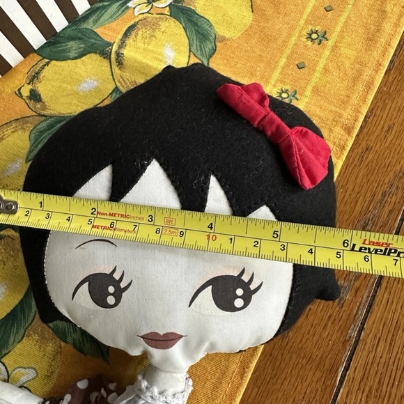 Gorgeous Iconic Henri Bendel Girl Limited Edition Collectible Doll #174/250 Hank - Picture 5 of 8